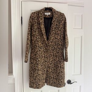 EUC Kendall & Kylie Leopard  print coat, size M